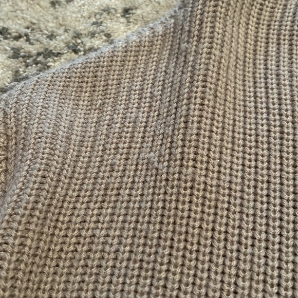 Distressed Turtleneck Sweater - Picture 6 of 6